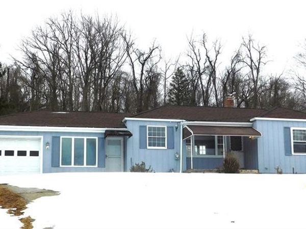 146 Youngstown Rd, Lemont Furnace, PA 15456