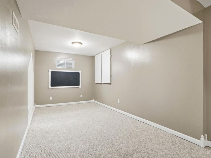 364 Mollie Drive, Hamilton, OH 45013 Photo 35