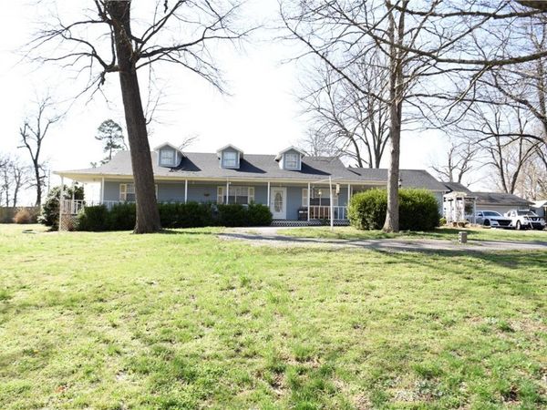 21865 Davidson Road , Siloam Springs, AR 72761