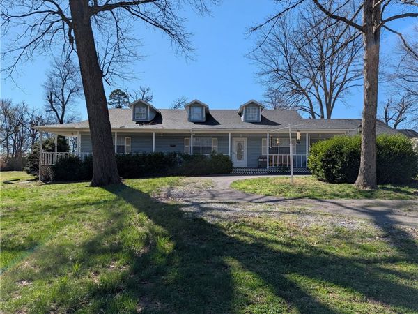 21865 Davidson Road , Siloam Springs, AR 72761