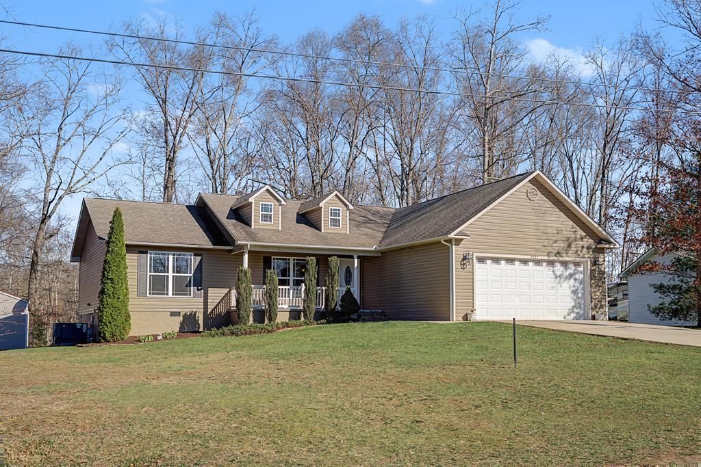 7227 Kanapolis Drive, Crossville, TN 38572 Main Photo