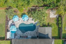 2138 Terrabrook Lane photo 4