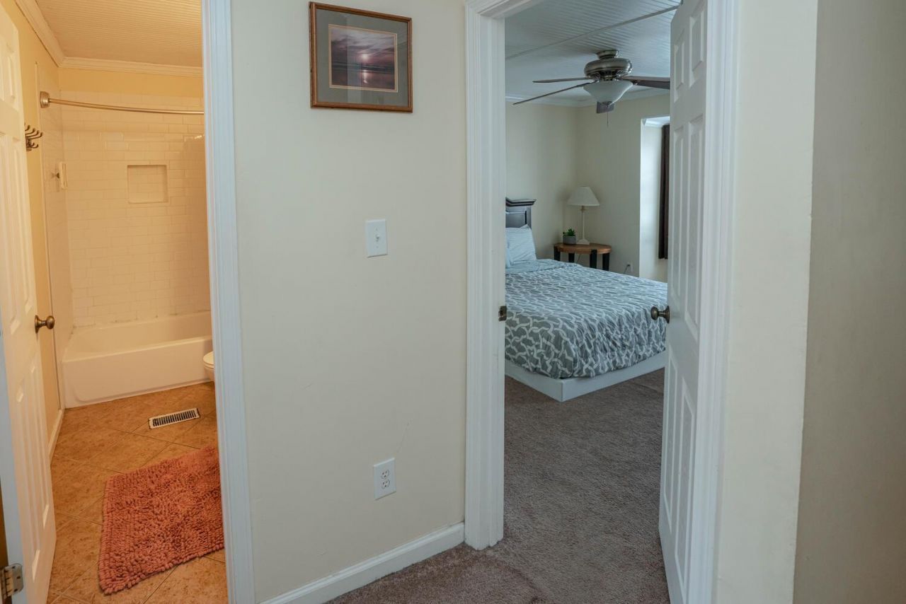 4505 N Kings Hwy. Photo 18