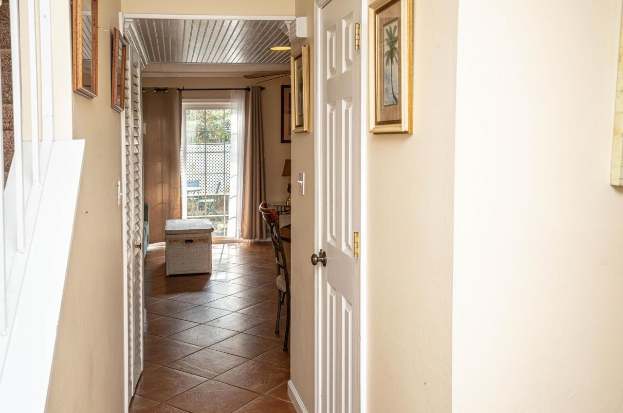 4505 N Kings Hwy. Photo 5