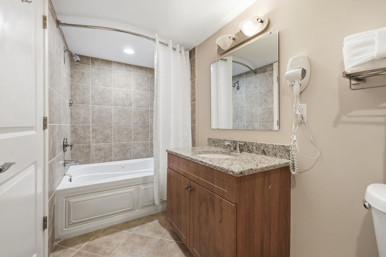 2100 N Ocean Blvd. Photo 10