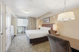 2100 N Ocean Blvd. photo 4