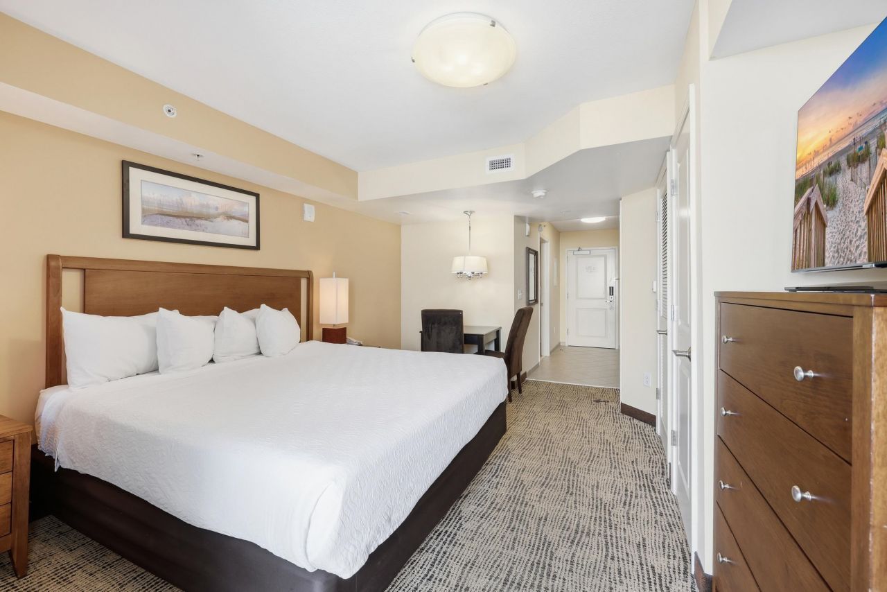 2100 N Ocean Blvd. Photo 5