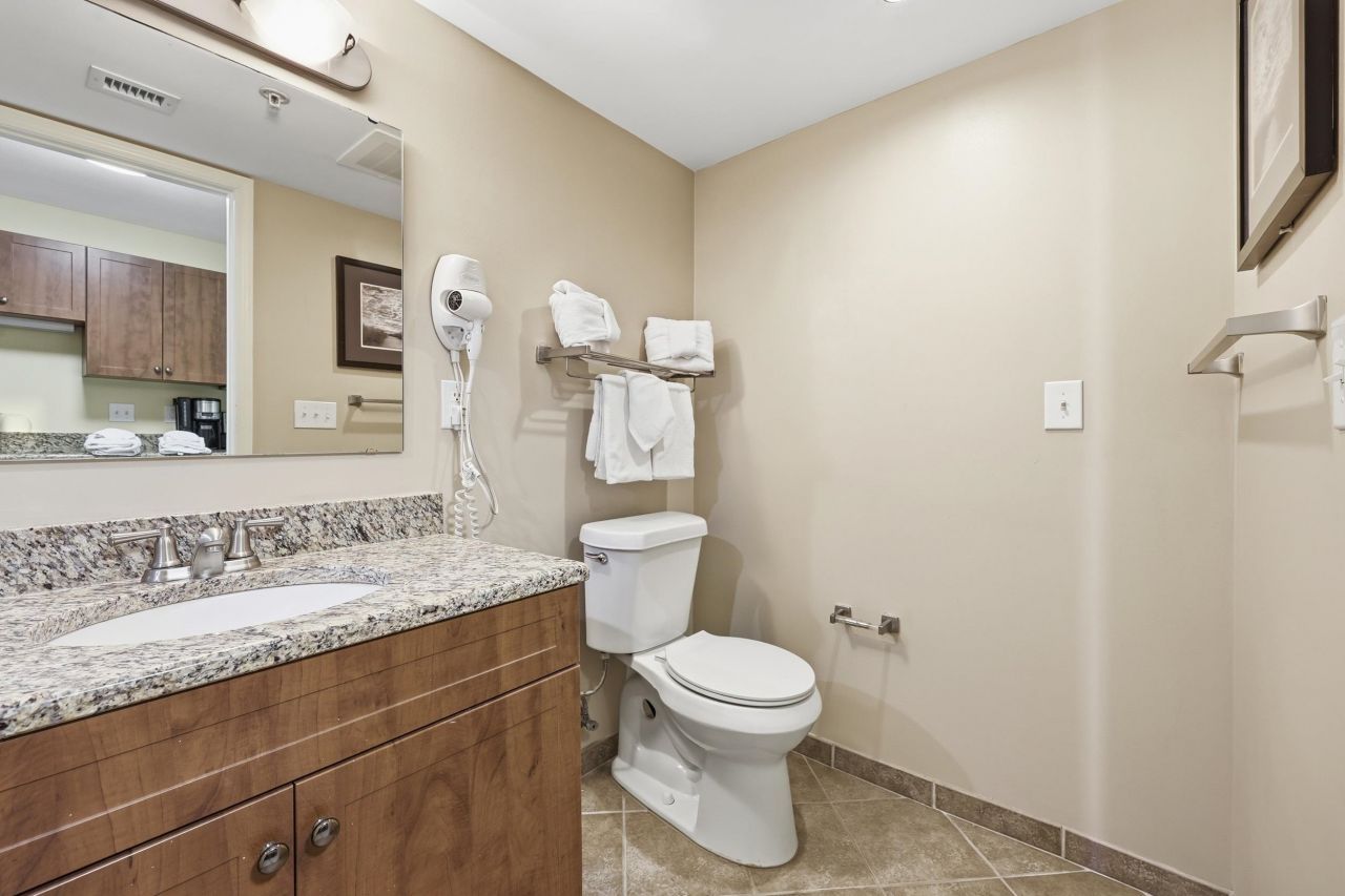 2100 N Ocean Blvd. Photo 9