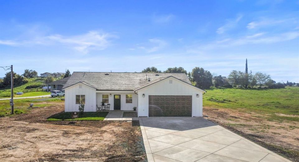 1986 Village Dr, Ione, CA 95640 Photo