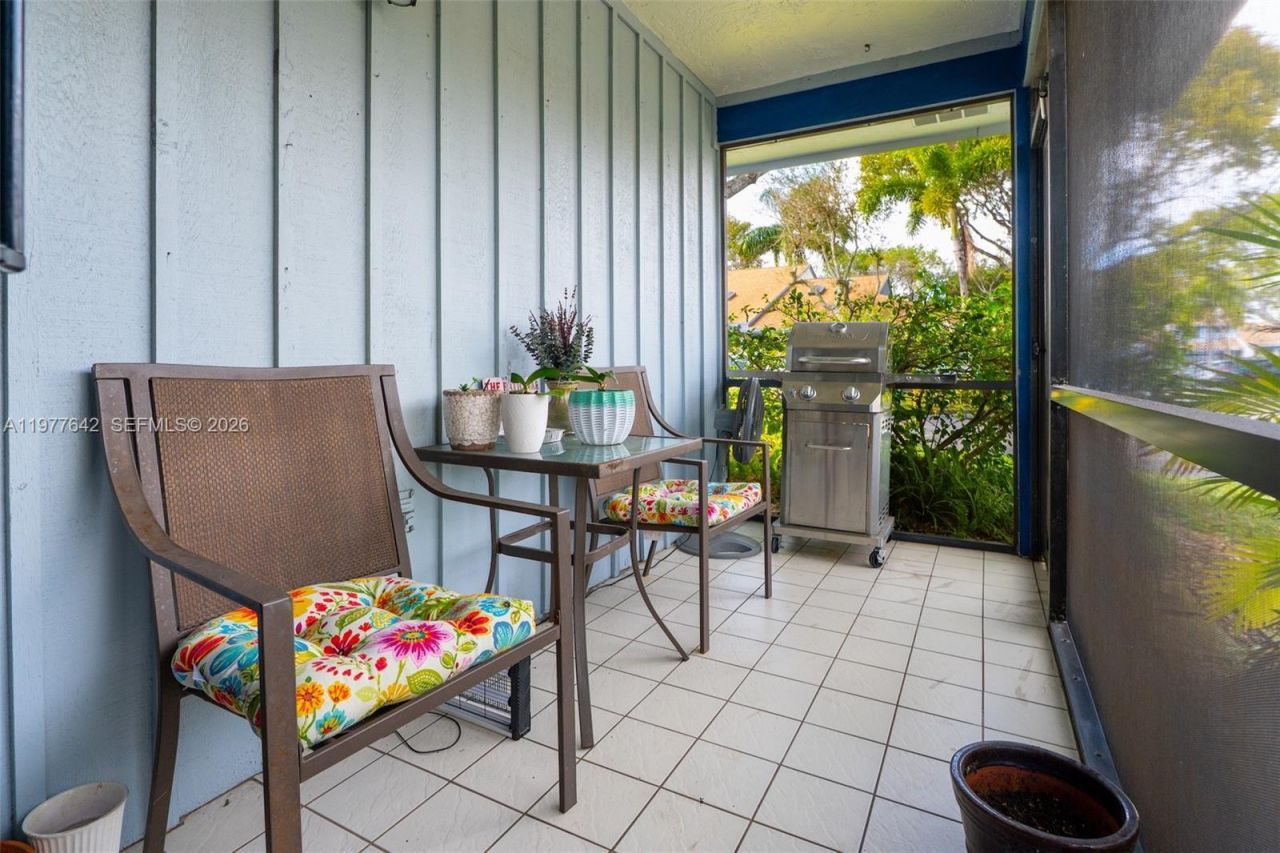 1662 N 14th Ter, Hollywood, FL 33020 Photo