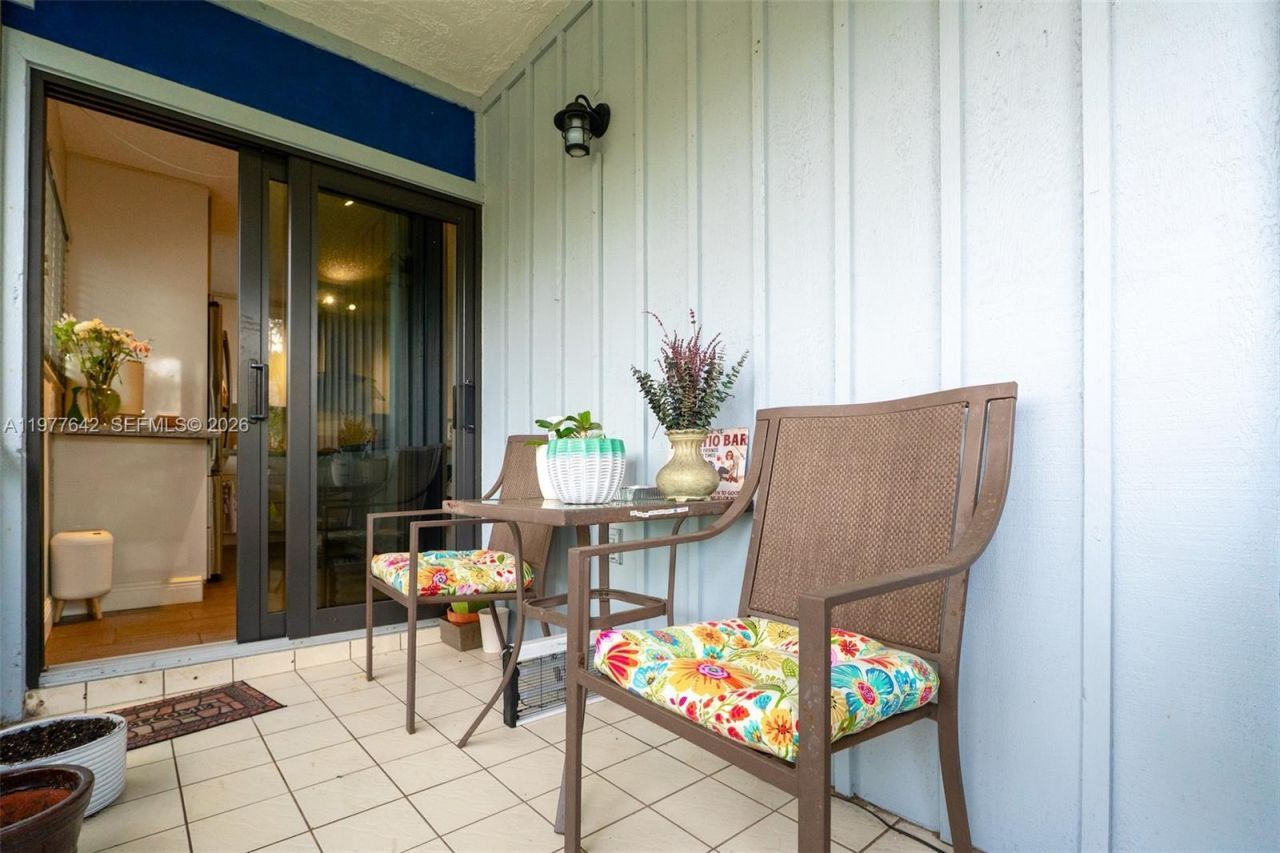 1662 N 14th Ter, Hollywood, FL 33020 Photo