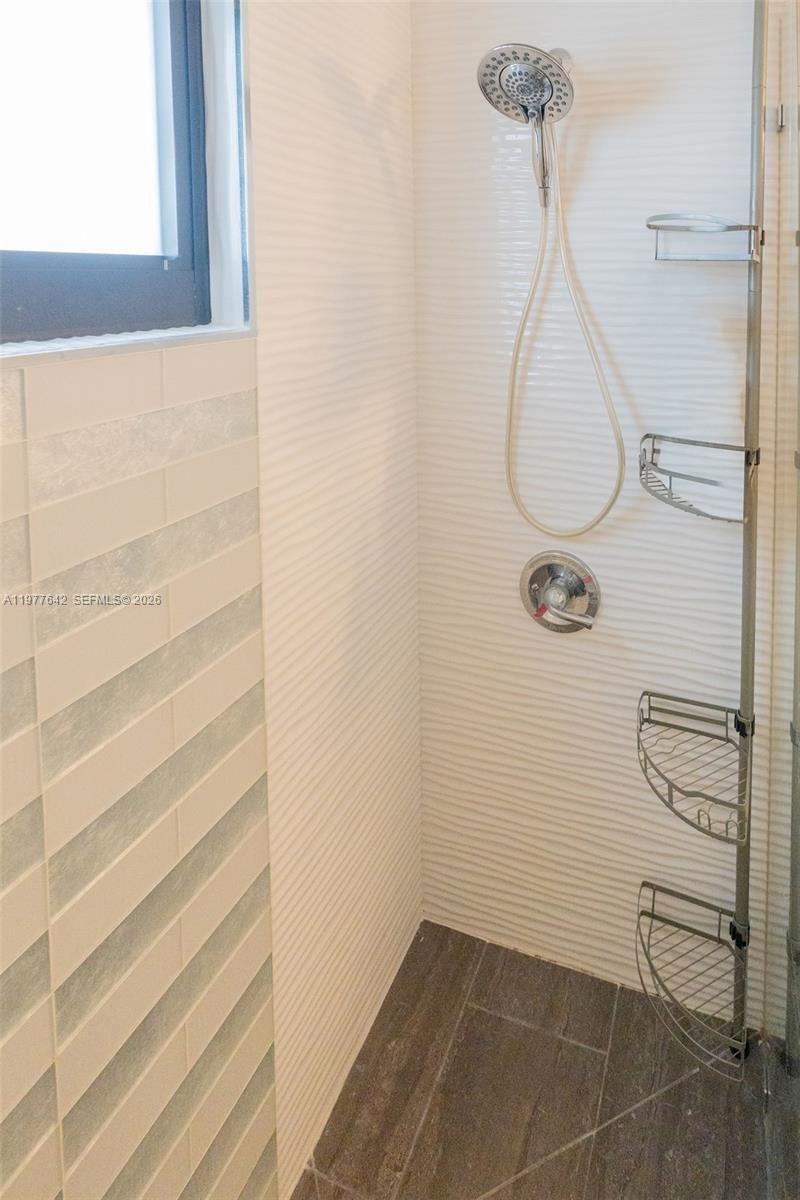 1662 N 14th Ter, Hollywood, FL 33020 Photo