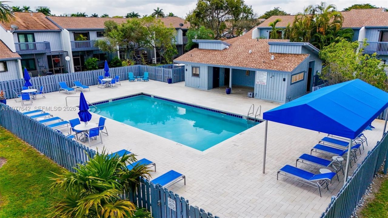 1662 N 14th Ter, Hollywood, FL 33020 Photo