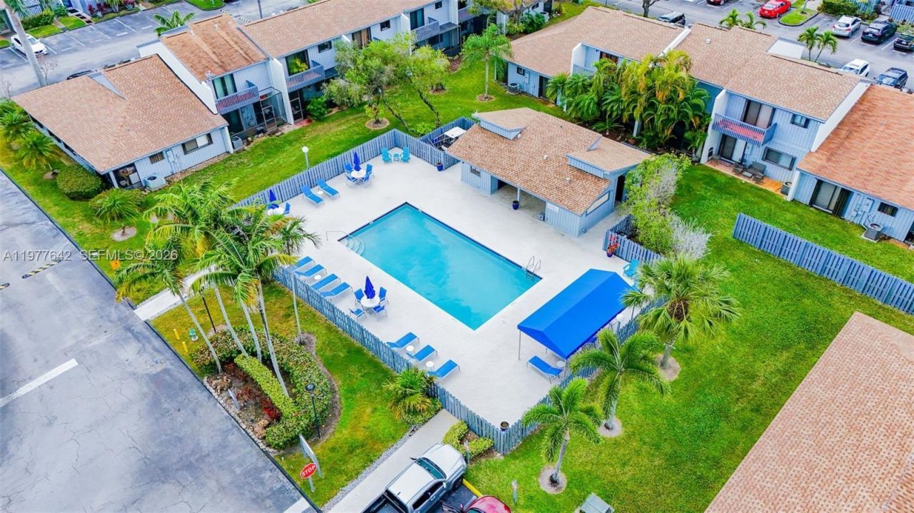 1662 N 14th Ter, Hollywood, FL 33020 Photo