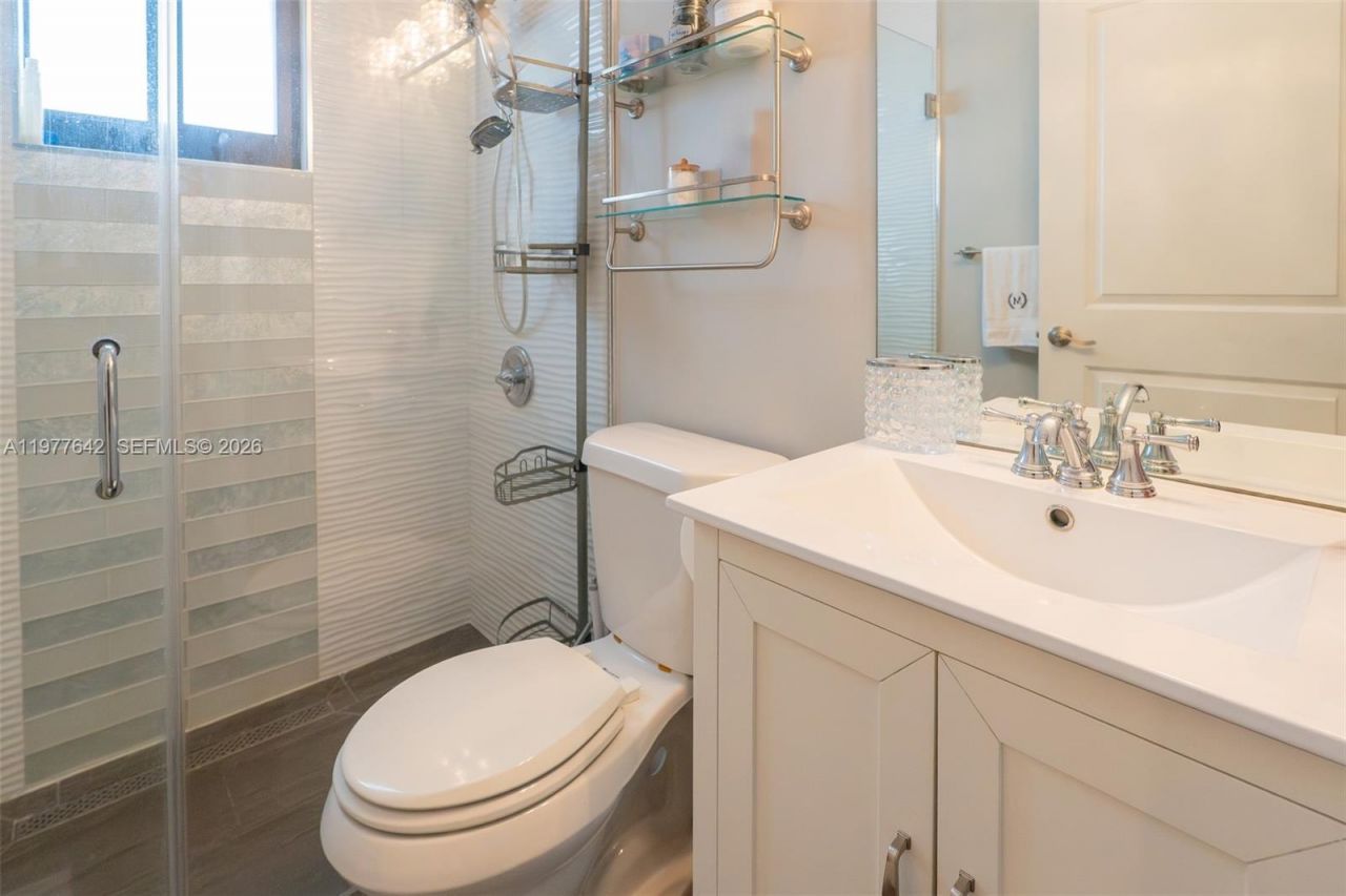 1662 N 14th Ter, Hollywood, FL 33020 Photo