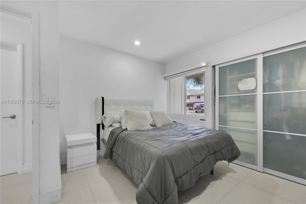 12203 Melissa Way , Cooper City, FL 33026 Photo