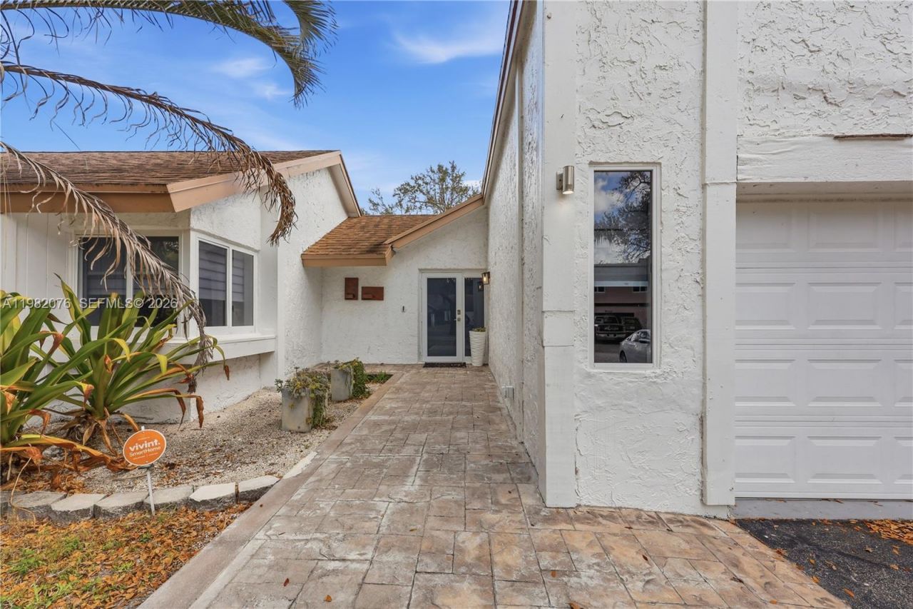 12203 Melissa Way , Cooper City, FL 33026 Photo