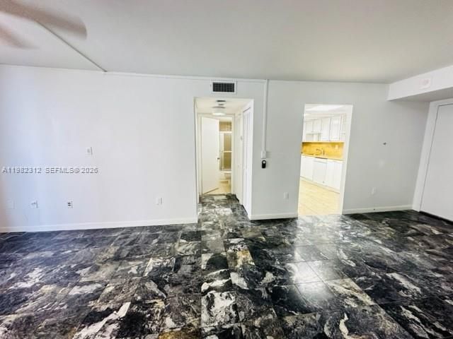 1621 Collins Ave , Unit 706, Miami Beach, FL 33139 Photo