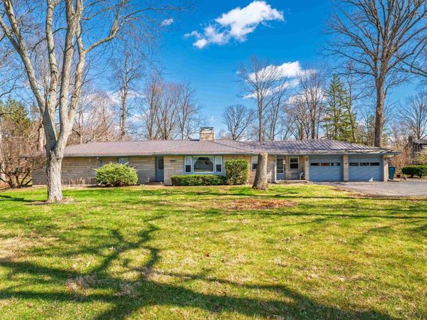 3011 W Stradling Drive, Muncie, IN 47304