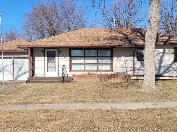 240 3rd St NE, Primghar, IA 51245