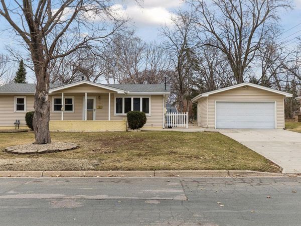 10025 Wentworth Avenue S, Bloomington, MN 55420