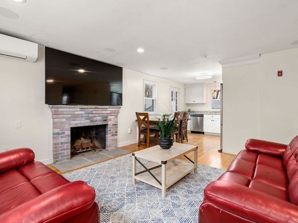 38 Irving Dr, Walpole, MA 02081