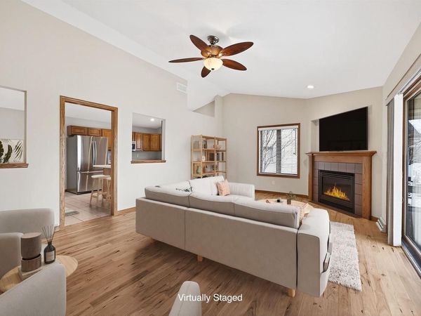 5703 W OPEN Meadow, McFarland, WI 53558