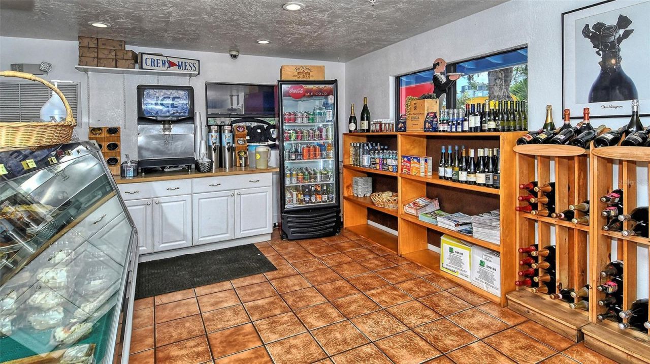 729 Saint Judes Drive S, Unit 3, Longboat Key, FL 34228 Photo