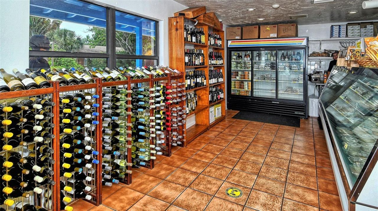 729 Saint Judes Drive S, Unit 3, Longboat Key, FL 34228 Photo