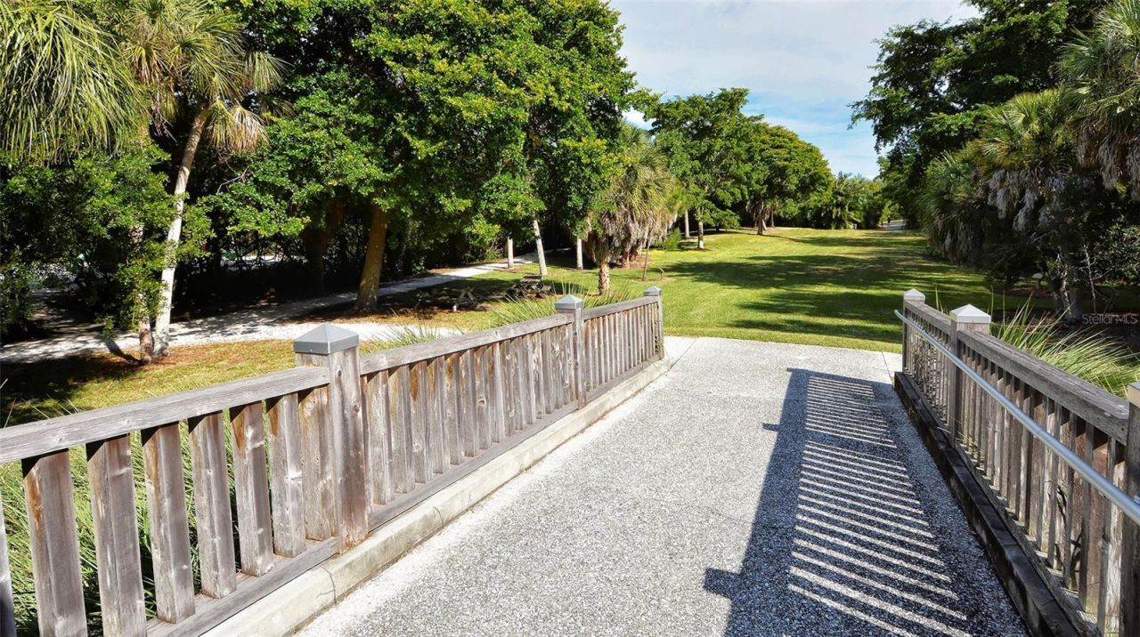 729 Saint Judes Drive S, Unit 3, Longboat Key, FL 34228 Photo