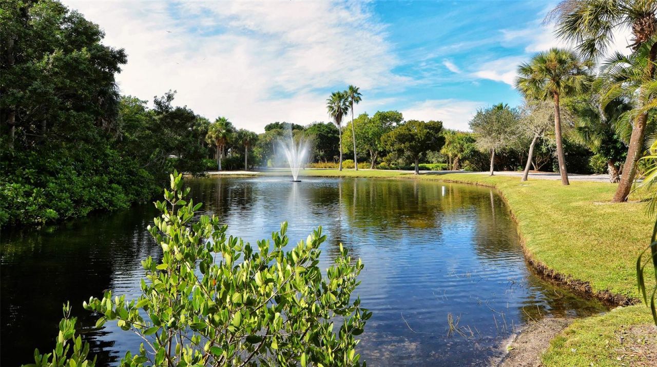 729 Saint Judes Drive S, Unit 3, Longboat Key, FL 34228 Photo