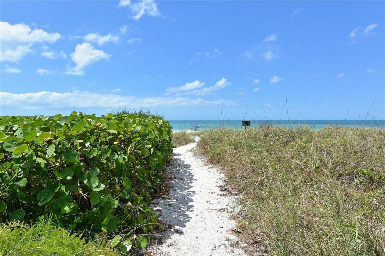 729 Saint Judes Drive S, Unit 3, Longboat Key, FL 34228 Photo