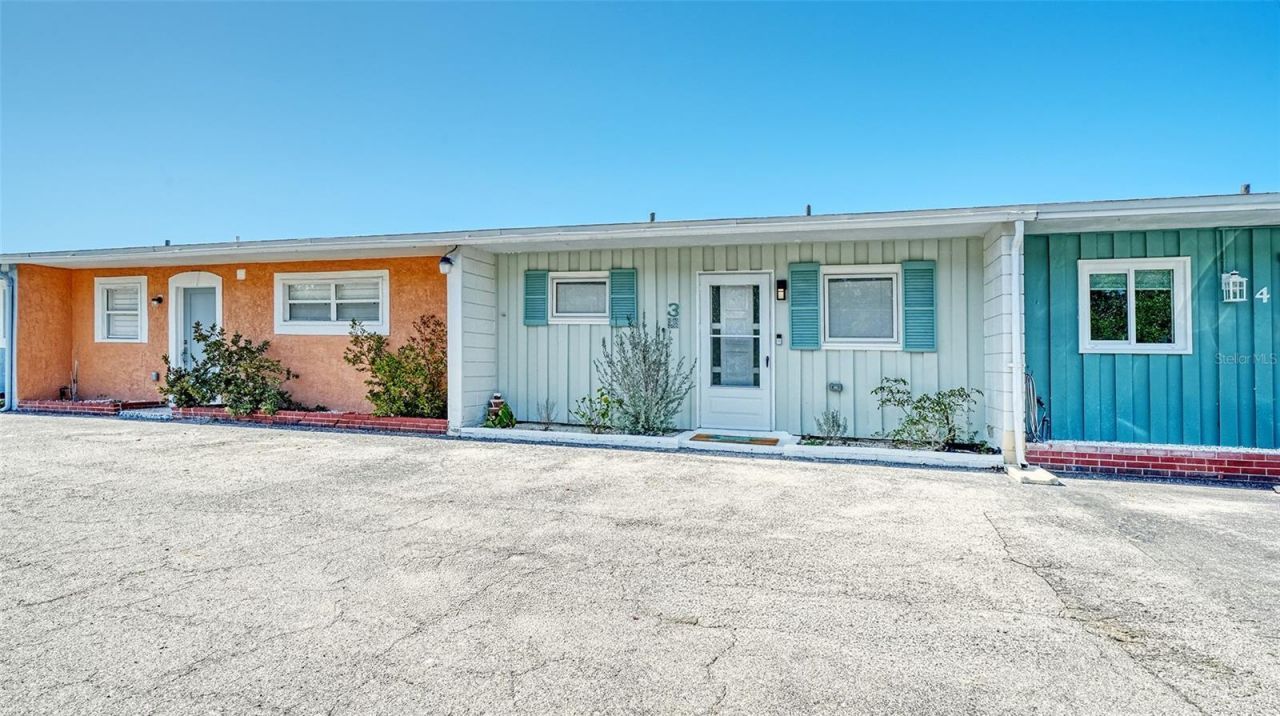 729 Saint Judes Drive S, Unit 3, Longboat Key, FL 34228 Photo