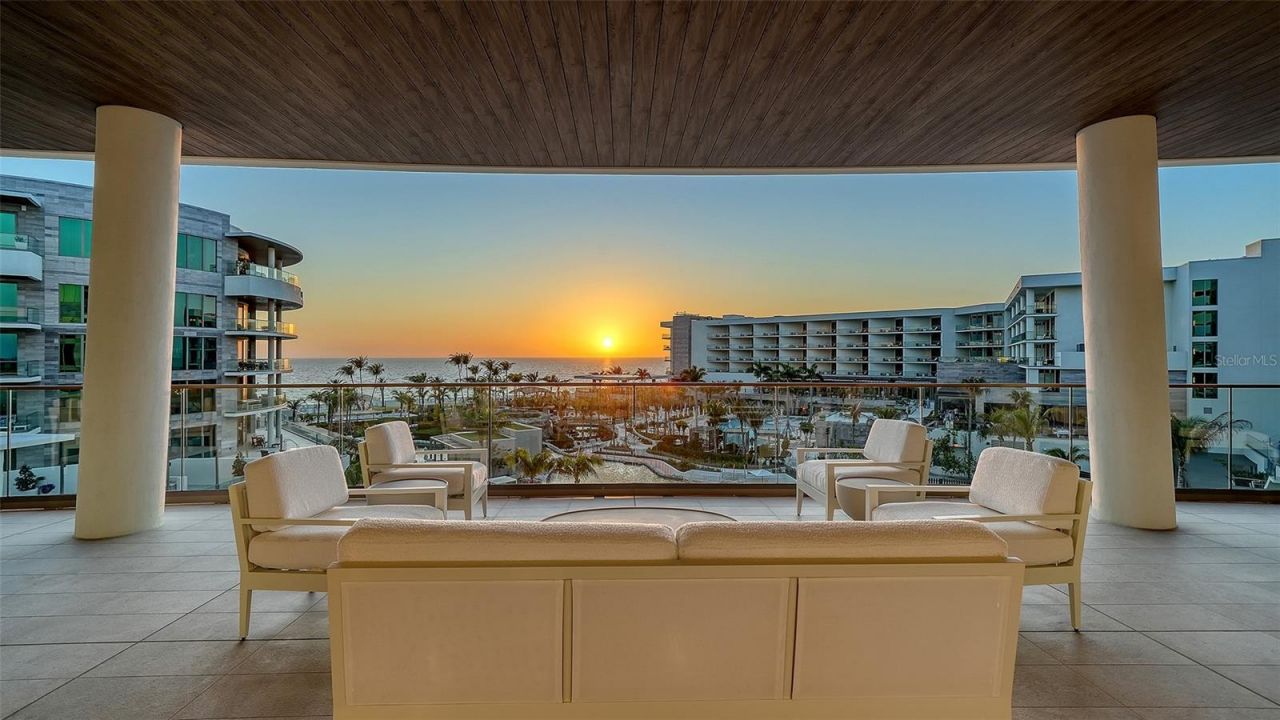 1581 Gulf Of Mexico Drive, Unit 406, Longboat Key, FL 34228 Photo