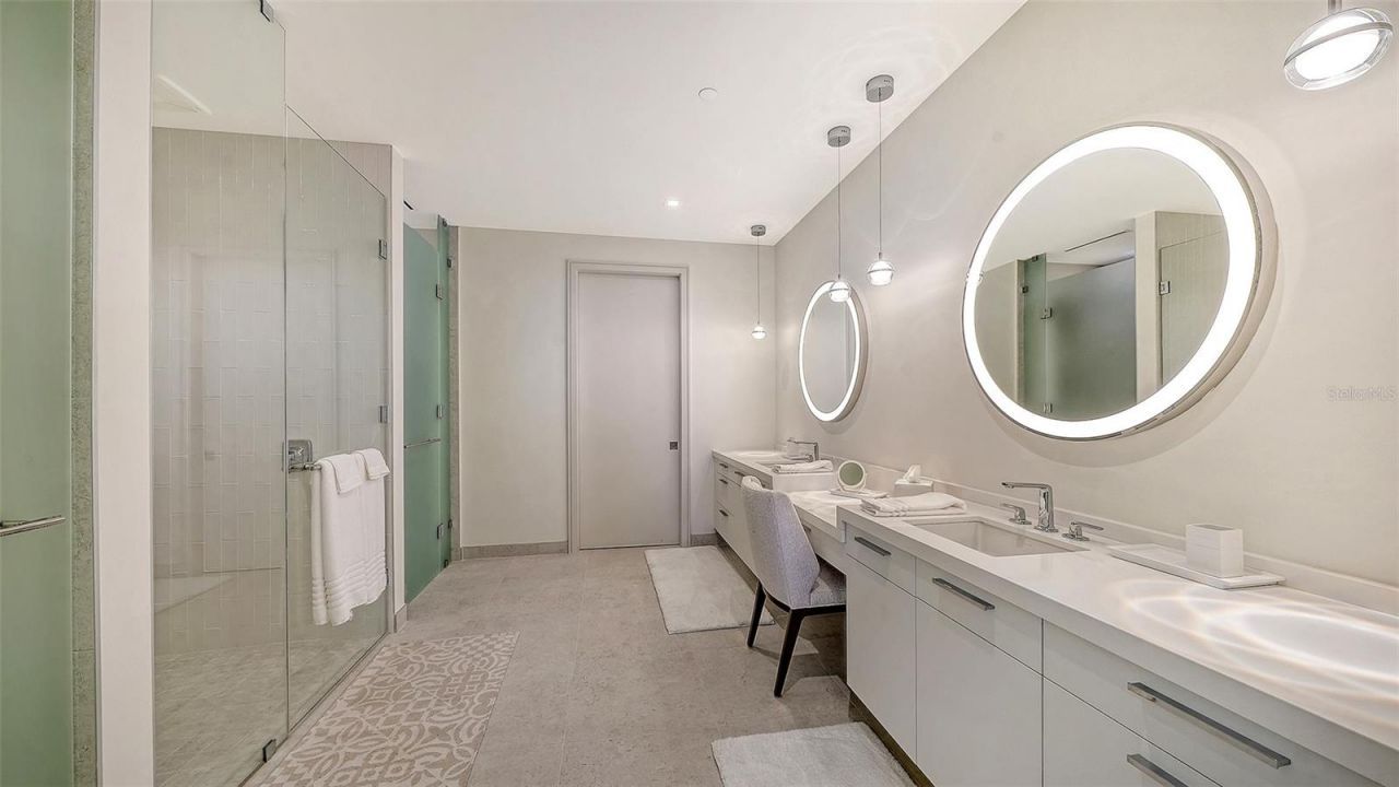 1581 Gulf Of Mexico Drive, Unit 406, Longboat Key, FL 34228 Photo