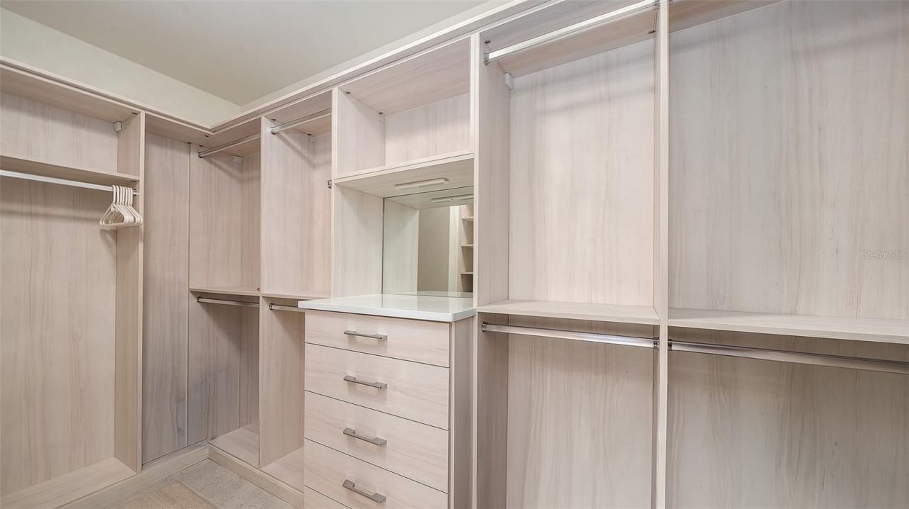 1581 Gulf Of Mexico Drive, Unit 406, Longboat Key, FL 34228 Photo