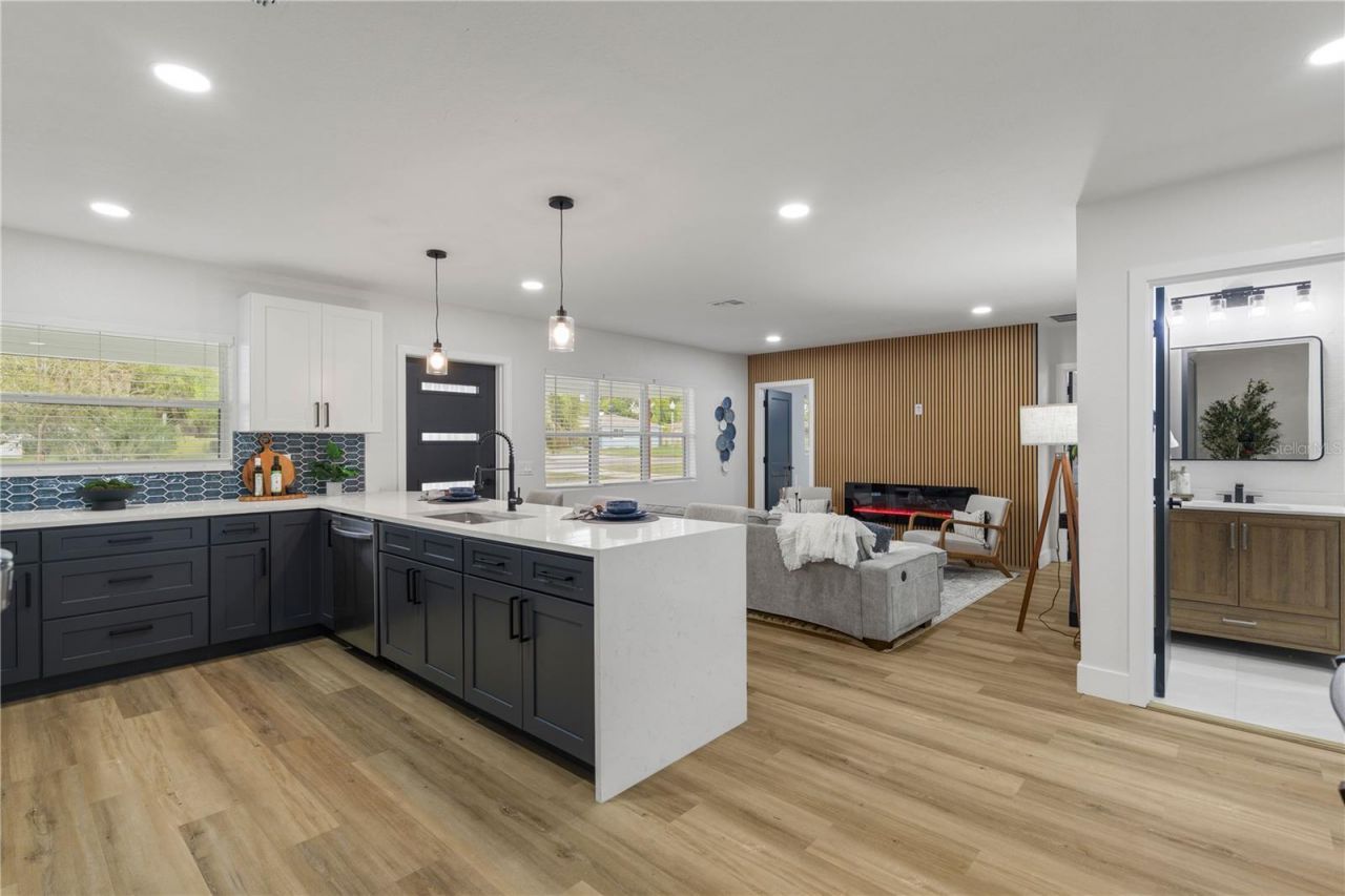 1710 26th Avenue S, Saint Petersburg, FL 33712 Photo