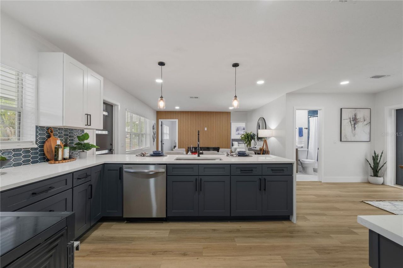 1710 26th Avenue S, Saint Petersburg, FL 33712 Photo