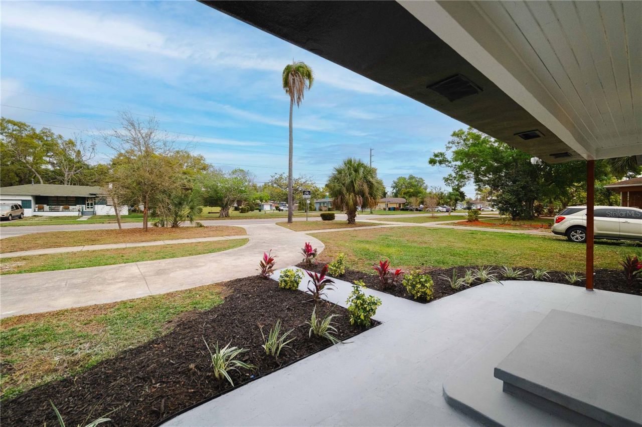 1710 26th Avenue S, Saint Petersburg, FL 33712 Photo