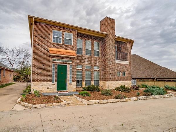 4917 Ridglea Hills Court, Fort Worth, TX 76116