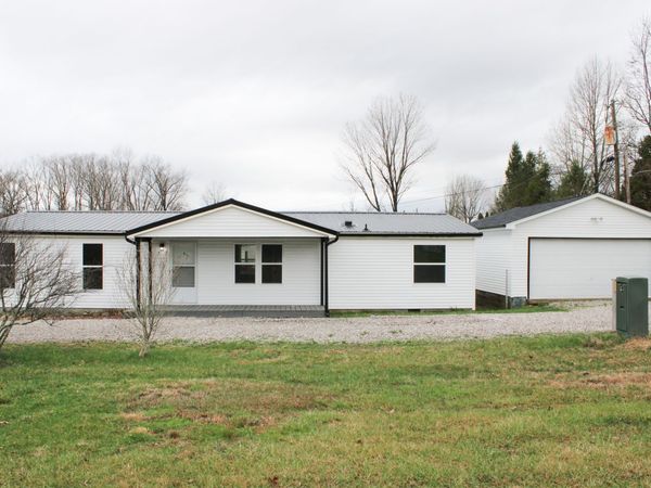 3697 Country Squire Boulevard , North Vernon, IN 47265