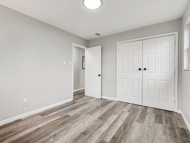 5691 Tall Oaks Drive, Miami Twp, OH 45150 Photo 18