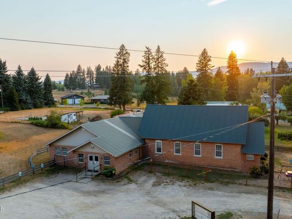 1024 Sagle Rd , Sagle, ID 83860