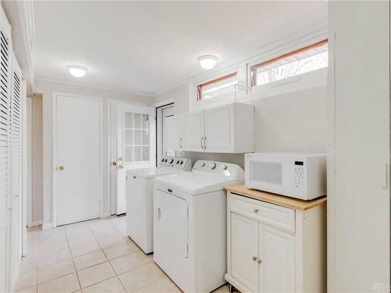 1328 Shawnee Drive, Yellow Springs, OH 45387 Photo 11