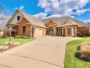 3938 Liam Court, Bellbrook, OH 45305