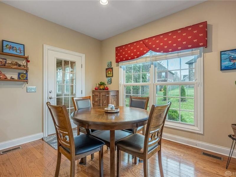 3938 Liam Court, Bellbrook, OH 45305 Photo 17