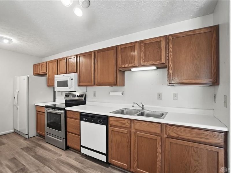 12061 Carrington Lane, Unit 102, Loveland, OH 45140 Photo 17