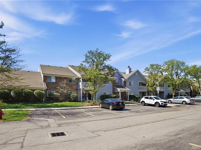 12061 Carrington Lane, Unit 102, Loveland, OH 45140 Photo 2