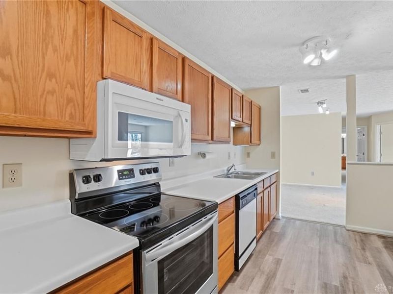 12061 Carrington Lane, Unit 102, Loveland, OH 45140 Photo 20