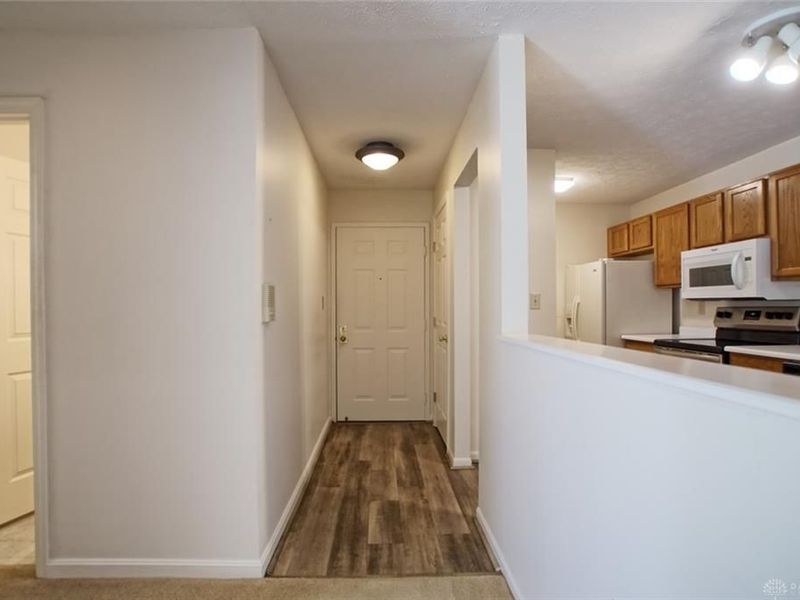 12061 Carrington Lane, Unit 102, Symmes Township, OH 45140 Photo 3